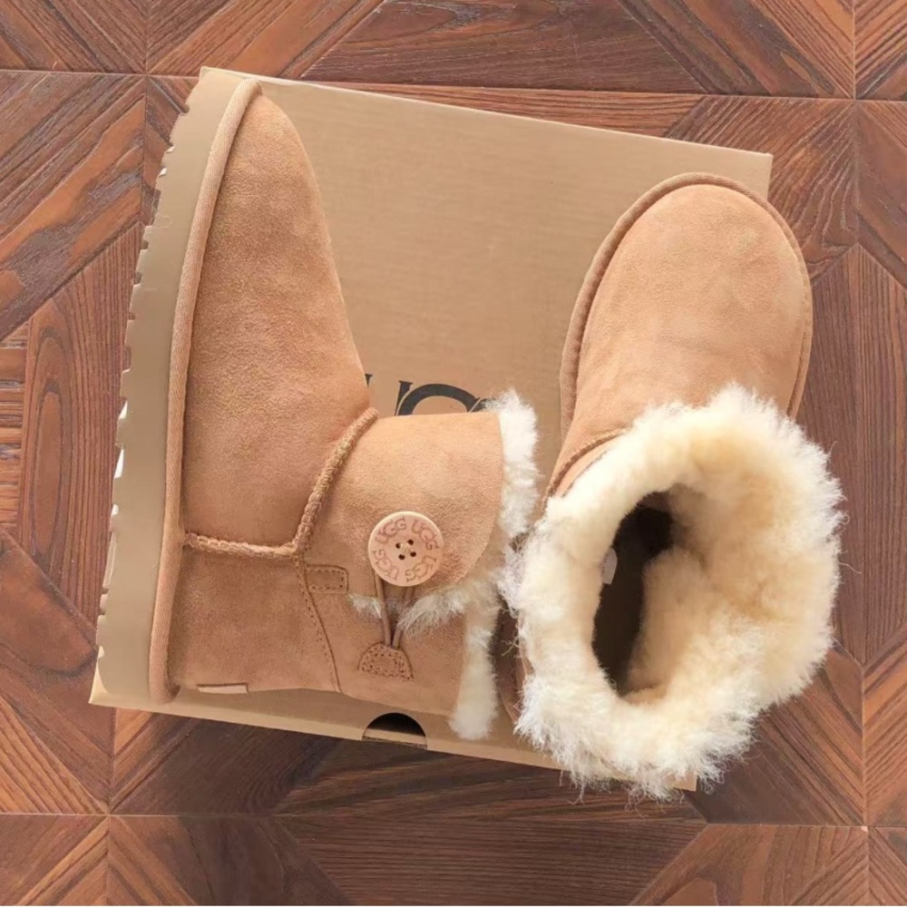 UGG Chestnut Shearling Boots